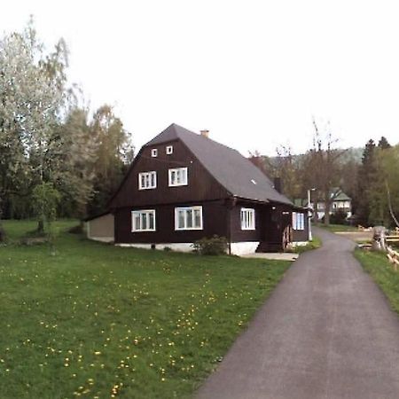Chata Cerovsky Harrachov Buitenkant foto